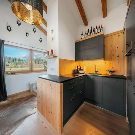 Geraeumige 3 Schlafzimmer Mit Aussicht Apartman *